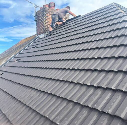FS Roofing Alresford 11 This is a photo of a new roof being installed in Beetley. Installation carried out by FS Roofing Alresford